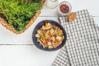 ТМ «Скоро готово» Жаркое с соевым мясом, 250 г. Vegan
