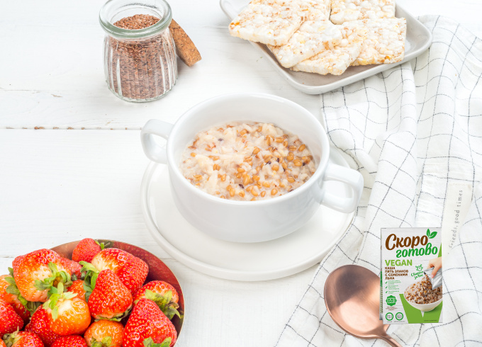 ТМ «Скоро готово» Каша «Пять злаков» с семенами льна, 250 г. Vegan ТМ «Скоро готово» Каша «Пять злаков» с семенами льна, 250 г. Vegan
