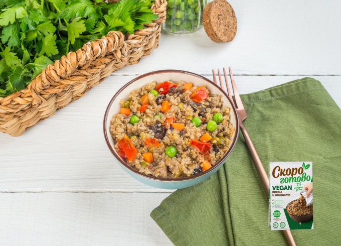 ТМ «Скоро готово» Киноа с овощами, 250 г. Vegan