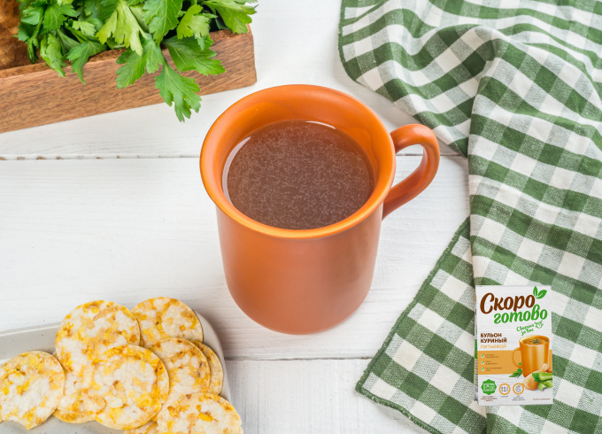 ТМ "Скоро готово" Бульон куриный, питьевой 300 г.