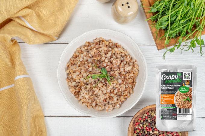 ТМ "Скоро готово" Каша гречневая с курицей, пакет со стикером 250 г.
